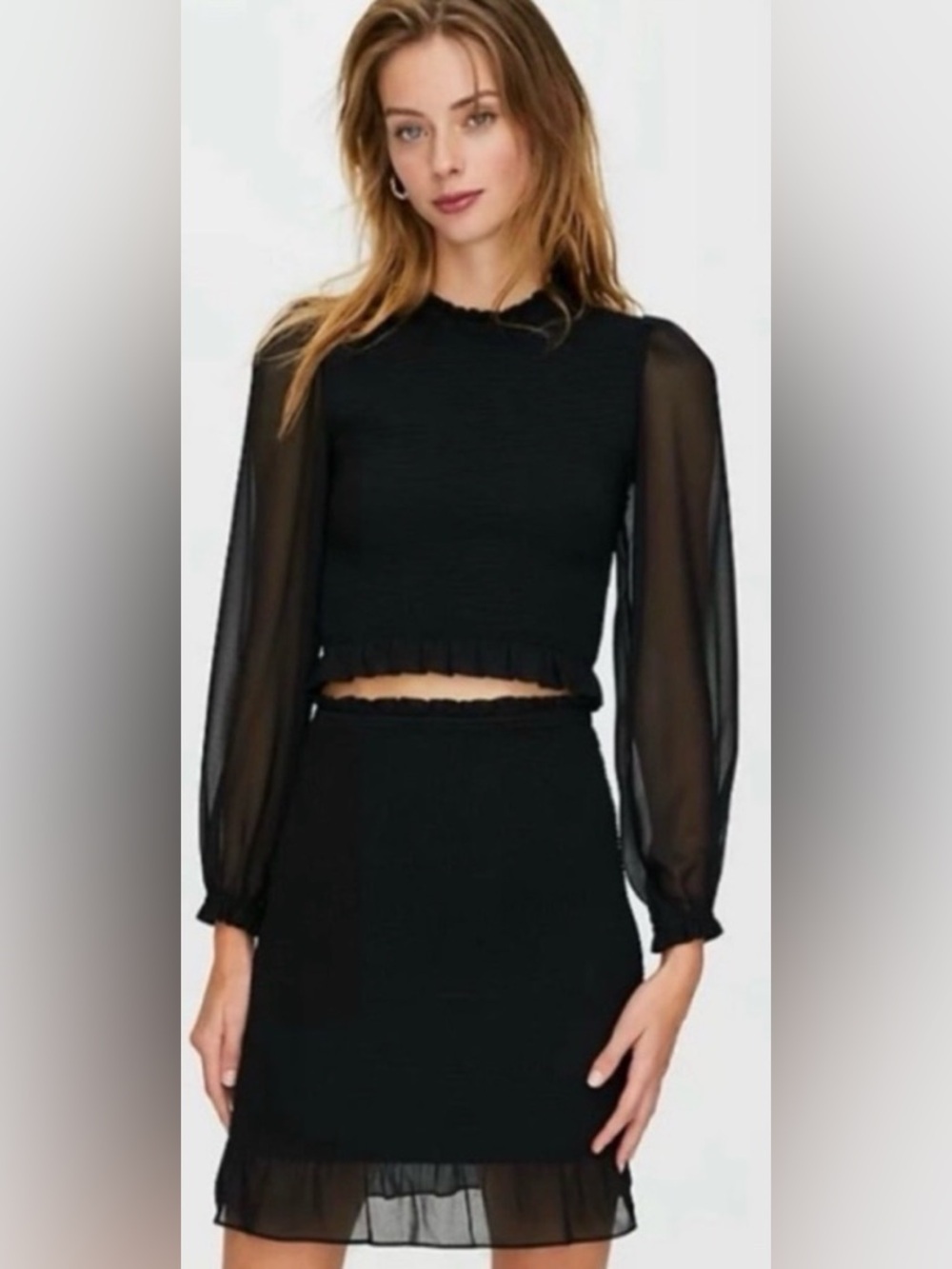 Aritzia Wilfred Ballad Smocked Ruffle Trim Skirt
